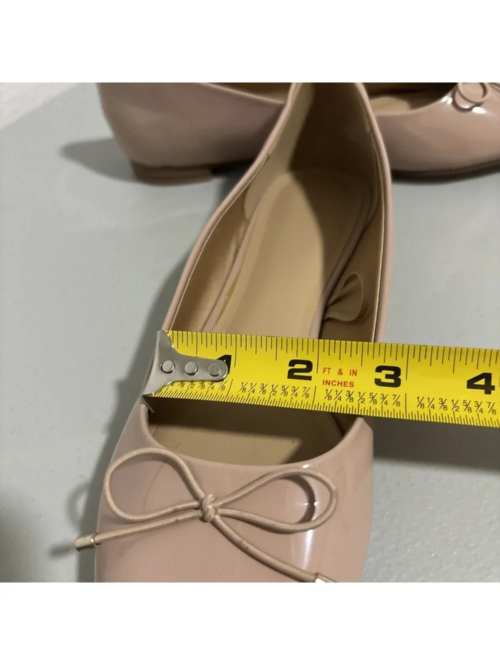 H&M Shoes Womens 37 Slip On Ballet Flats Nude Patent Leather Comfort Slip On US6